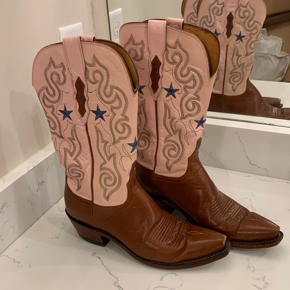 1883 By Lucchese